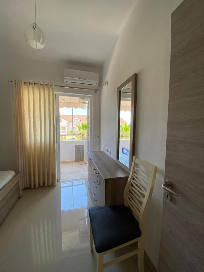 Hotel Andrea Sarandë Exteriör bild
