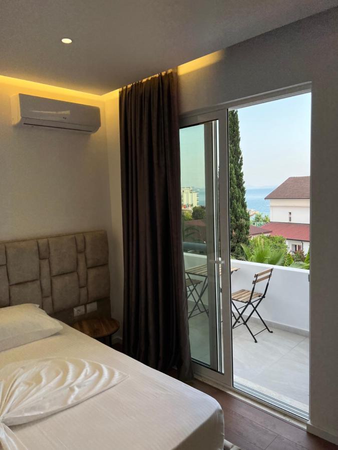 Hotel Andrea Sarandë Exteriör bild